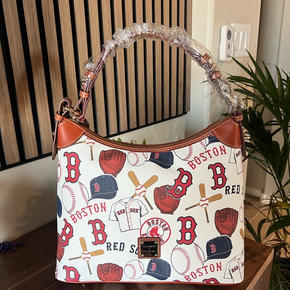 Dooney & Bourke White and Red Shoulder Bag
